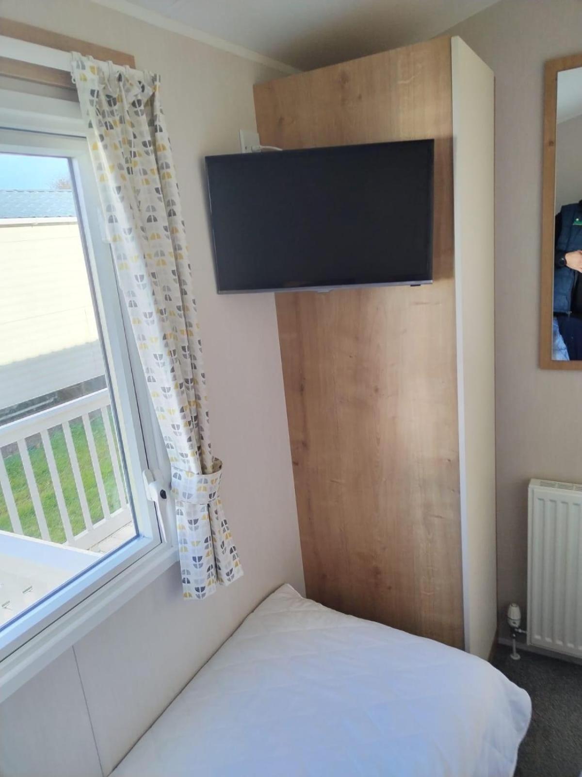 Lovely Caravan Nearby The Beach In Hunstanton, Norfolk Ref 23071C Hotell Eksteriør bilde